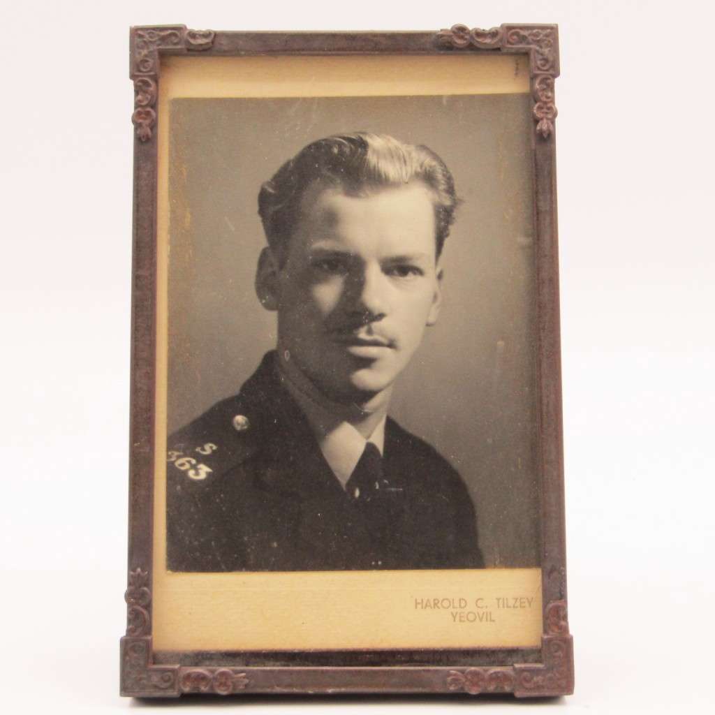 Photos Antique WW1 Metal photo frame with photo of soldier for sale